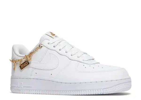 Réplica WMNS AIR FORCE 1 '07 LX 'LUCKY CHARMS' - Imagen 2