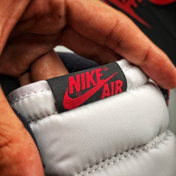 Réplica AIR JORDAN 1 RETRO HIGH OG 'SMOKE GREY' - Imagen 4
