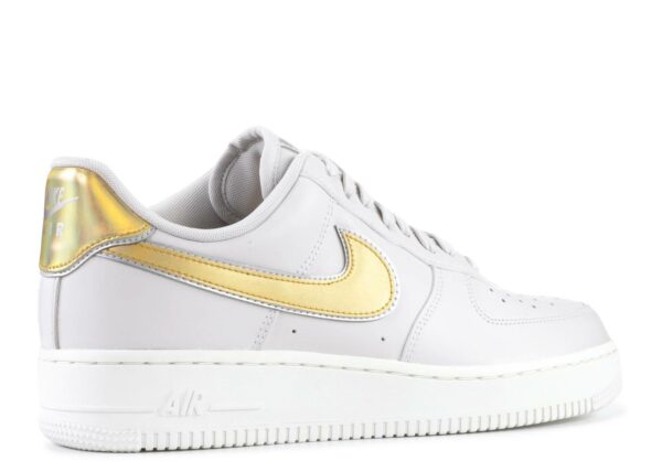 Réplica WMNS AIR FORCE 1 LOW 'METALLIC GOLD' - Imagen 3
