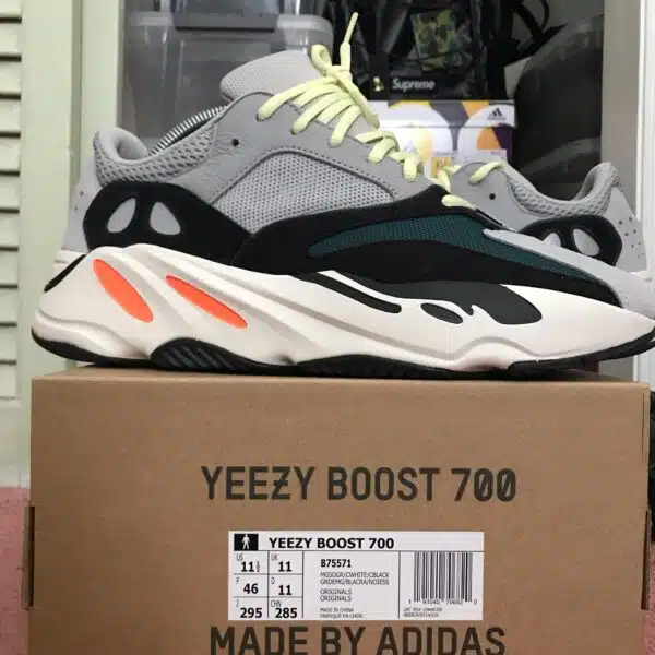 Réplica ADIDAS YEEZY 700 ”WAVE RUNNER - Imagen 2