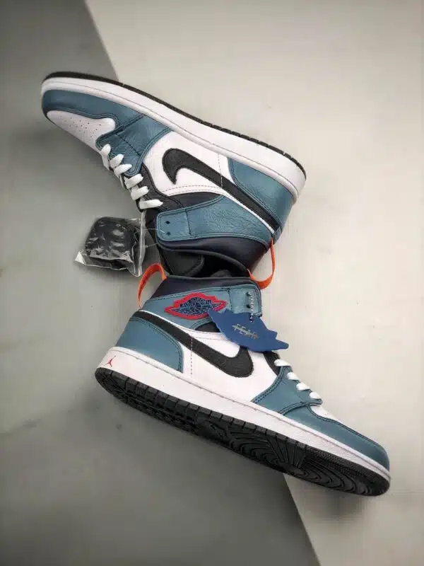 Réplica FACETASM X AIR JORDAN 1 MID 'FEARLESS' - Imagen 2