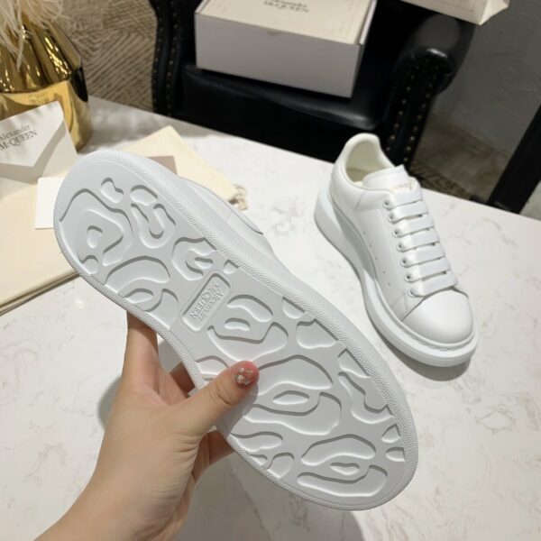 Réplica ALEXANDER  MCQUEEN BLANCAS - Imagen 5