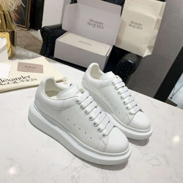 Réplica ALEXANDER  MCQUEEN BLANCAS - Imagen 7