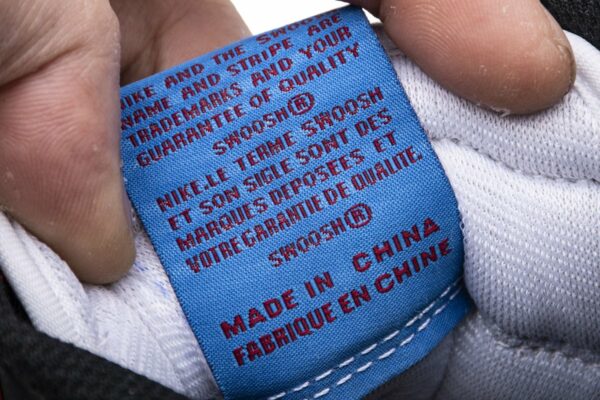 Réplica AIR JORDAN 1 RETRO HIGH GS 'ORIGIN STORY' SPIDERMAN - Imagen 2