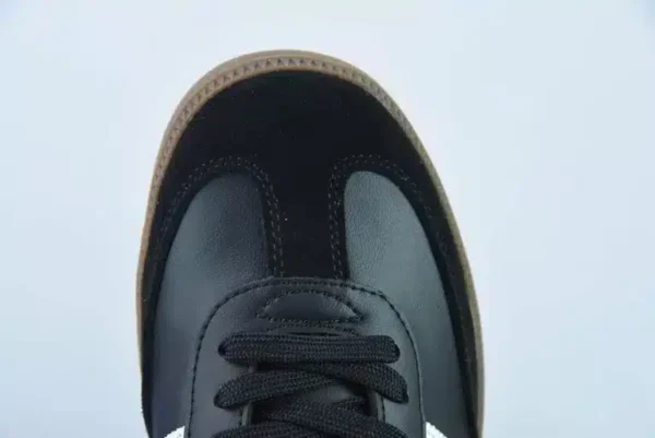 Réplica ADIDAS SAMBA ‘NEGRAS Y BLANCAS GUM’ - Imagen 6