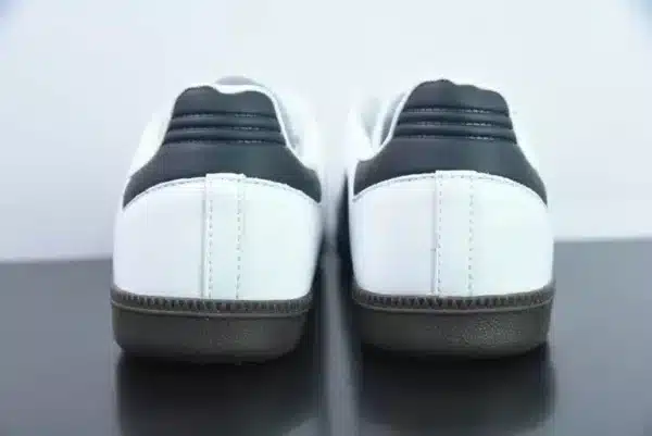 Réplica ADIDAS SAMBA ‘BLANCAS CORE NEGRAS’ - Imagen 5