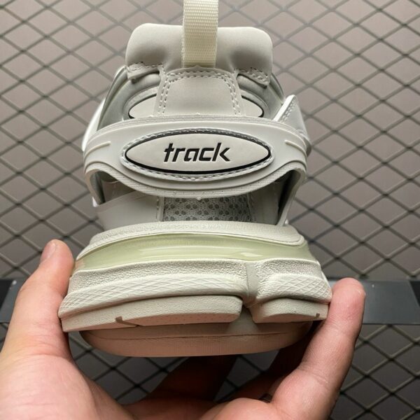 réplica BALENCIAGA TRACK BEIGE - Imagen 8