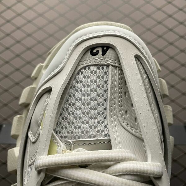 réplica BALENCIAGA TRACK BEIGE - Imagen 3