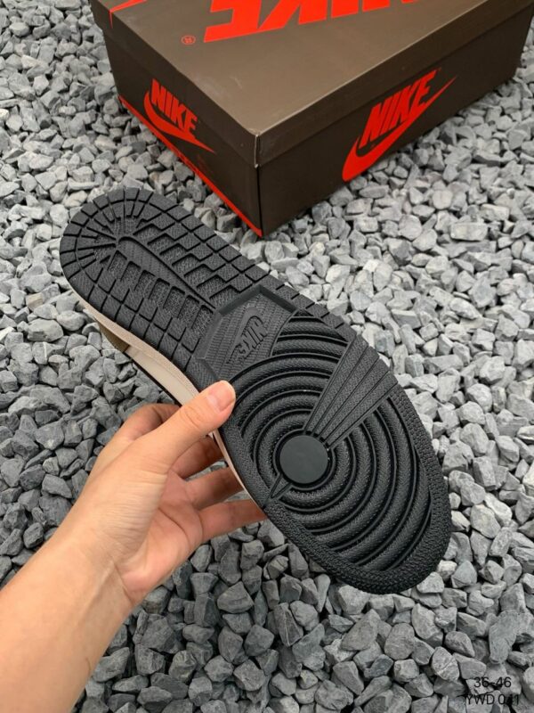 réplica AIR JORDAN RETRO 1 LOW 'MOCHA' - Imagen 5