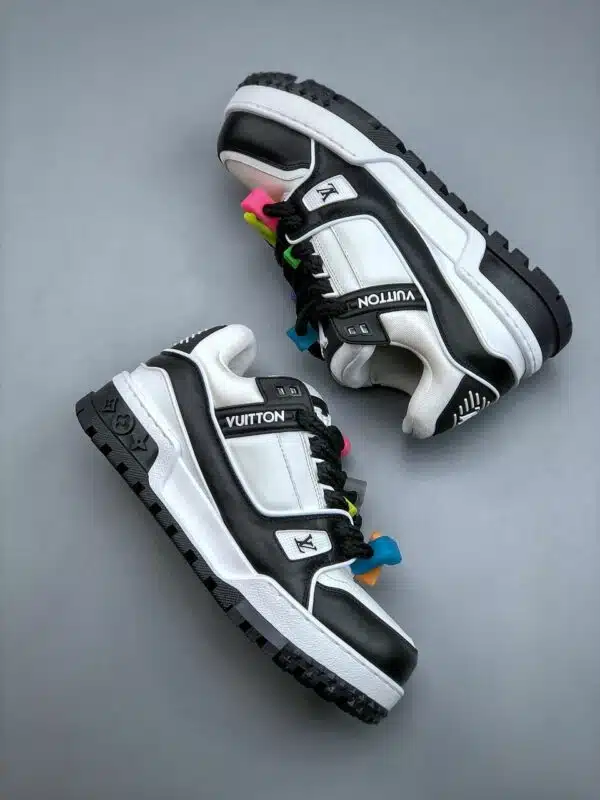 réplica LOUIS VUITTON TRAINER MAXI ‘WHITE & BLACK’ - Imagen 3