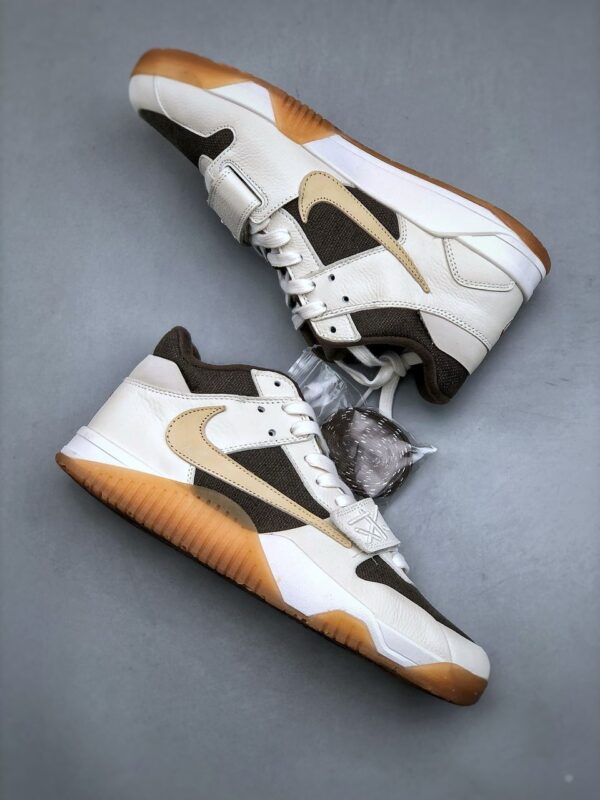 Réplica TRAVIS SCOTT X JORDAN JUMPMAN ‘SAIL’ - Imagen 2