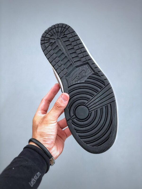Réplica JORDAN 1 LOW 'BROWN ELEPHANT' - Imagen 4