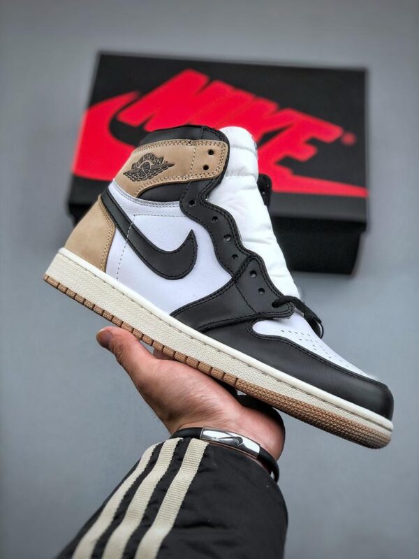 Réplica JORDAN 1 RETRO HIGH 'LATTE' - Imagen 10