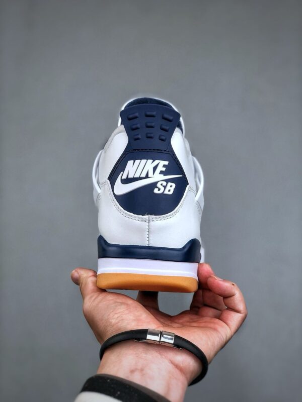 Réplica JORDAN 4 RETRO SB ‘NAVY’ - Imagen 4