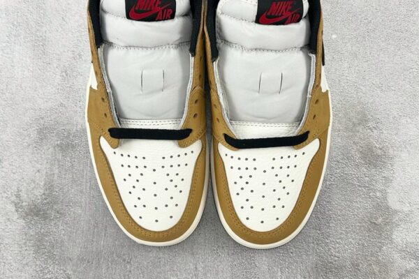 Réplica JORDAN 1 LOW ‘ROOKIE OF THE YEAR’ - Imagen 4