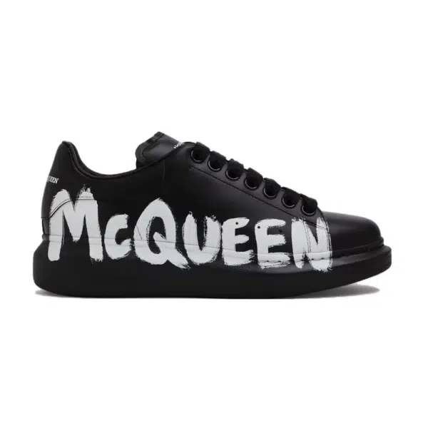 réplica ALEXANDER MCQUEEN GRAFFITI NEGRAS Y BLANCAS