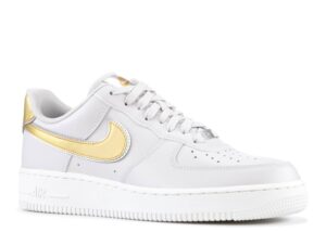 RÉPLICA AIR FORCE 1 LOW 'METALLIC GOLD' - Imagen 4