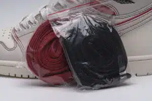  AIR JORDAN RETRO 1 PHANTOM TRAVIS SCOTT - Imagen 8