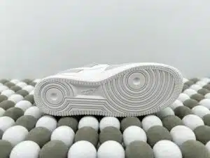 RÉPLICA AIR FORCE 1 'PURE PLATINUM' - Imagen 4