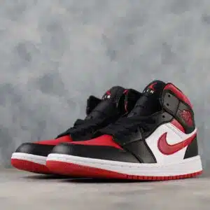 RÉPLICA AIR JORDAN 1 MID 'BLACK FIRE RED' - Imagen 4