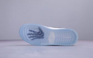 RÉPLICA AIR JORDAN 1 RETRO HIGH 'PASS THE TORCH' - Imagen 2