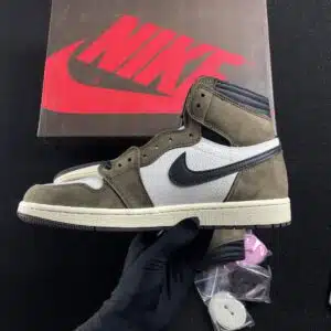  AIR JORDAN RETRO 1 TRAVIS SCOTT - Imagen 4