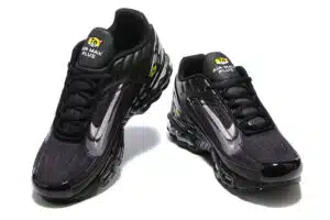 RÉPLICA AIR MAX PLUS 3 'STENCIL SWOOSH BLACK' - Imagen 4