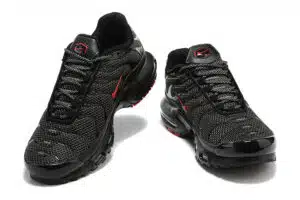  AIR MAX PLUS 'BLACK RED' - Imagen 3