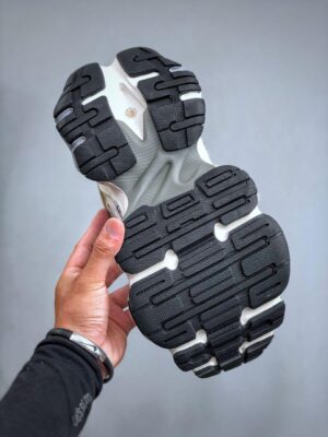  BALENCIAGA CARGO A PANELES 'GRISES' - Imagen 3