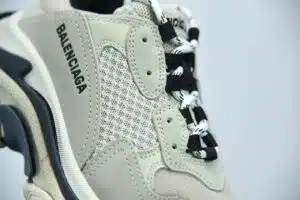 RÉPLICA BALENCIAGA TRIPLE S TRAINER «VANILLE» - Imagen 2