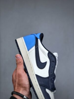  JORDAN 1 LOW OBSIDIAN 'UNC' - Imagen 3