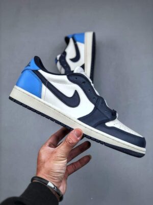  JORDAN 1 LOW OBSIDIAN 'UNC' - Imagen 2