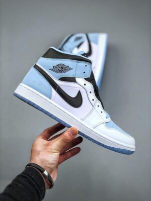  JORDAN 1 MID 'ICE BLUE' - Imagen 7