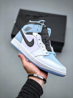  JORDAN 1 MID 'ICE BLUE' - Imagen 9