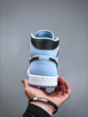  JORDAN 1 MID 'ICE BLUE' - Imagen 4