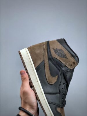  JORDAN 1 RETRO HIGH OG 'PALOMINO' - Imagen 5