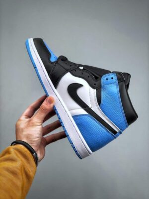  JORDAN 1 RETRO HIGH OG 'UNC TOE' - Imagen 9