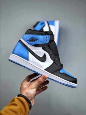  JORDAN 1 RETRO HIGH OG 'UNC TOE' - Imagen 7