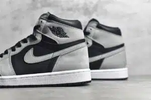 RÉPLICA JORDAN 1 RETRO HIGH SHADOW - Imagen 2