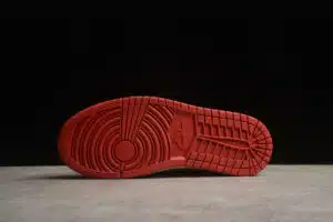  JORDAN 1 RETRO LOW 'TROPHY ROOM AWAY' - Imagen 4