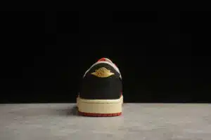  JORDAN 1 RETRO LOW 'TROPHY ROOM AWAY' - Imagen 3