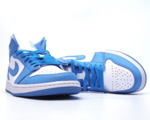 RÉPLICA JORDAN 1 RETRO UNC - Imagen 3