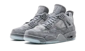 RÉPLICA JORDAN 4 RETRO KAWS 'GREY' - Imagen 4