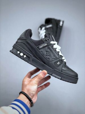  LOUIS VUITTON TRAINER EMBOSSED MONOGRAM 'NEGRAS' - Imagen 7