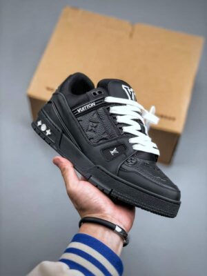  LOUIS VUITTON TRAINER EMBOSSED MONOGRAM 'NEGRAS' - Imagen 9