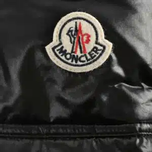 RÉPLICA CHAQUETA CORTA MONCLER PAVIN ‘NEGRA’ - Imagen 3