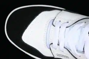 RÉPLICA NEW BALANCE 55O WHITE BLACK 'RAIN' - Imagen 2