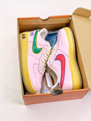  NIKE AIR FORCE 1 '07 "FEEL FREE, LET'S TALK" - Imagen 4