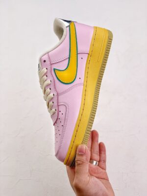 NIKE AIR FORCE 1 '07 "FEEL FREE, LET'S TALK" - Imagen 7