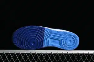  NIKE AIR FORCE 1 LOW '07 LV8 'BLUE DEEP ROYAL' - Imagen 6